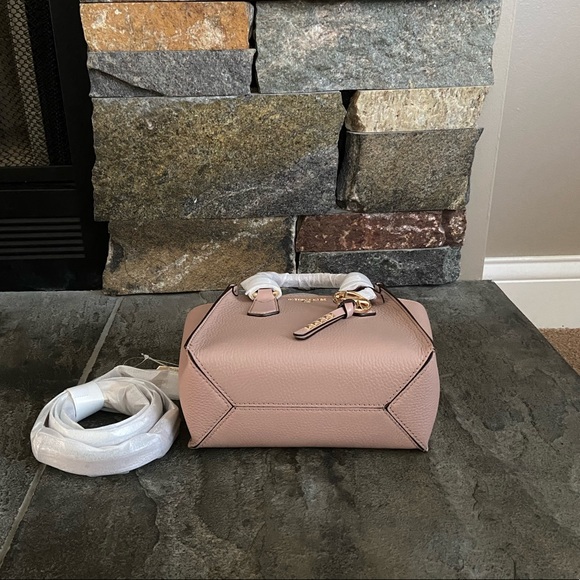 NWT Michael Kors Kris Small Satchel - Picture 6 of 13